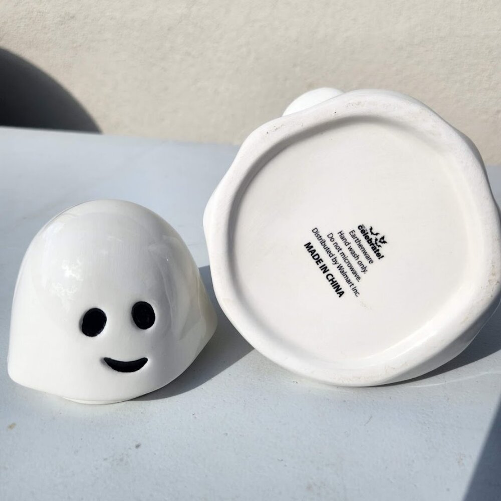 NEW Ceramic Ghost Cookie Jar Treat Food Storage Candy Kitchen Decor White Party - Picture 5 of 14